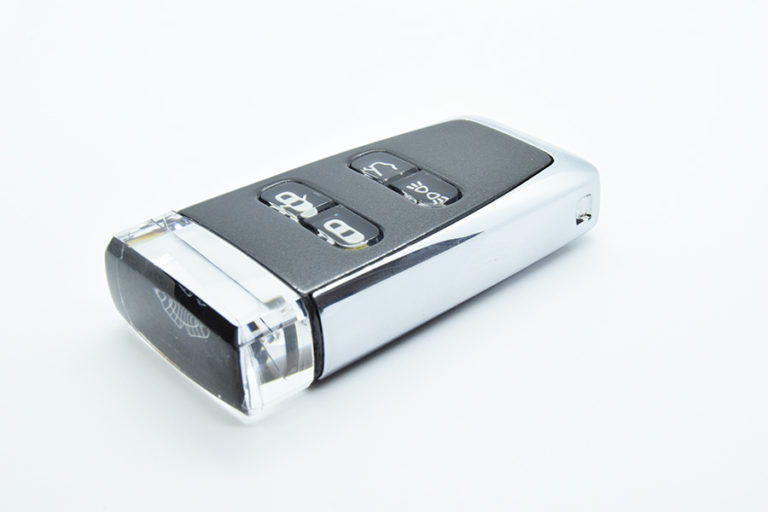 Aston Martin Quantum Silver Valet Key to Glass Key Upgrade