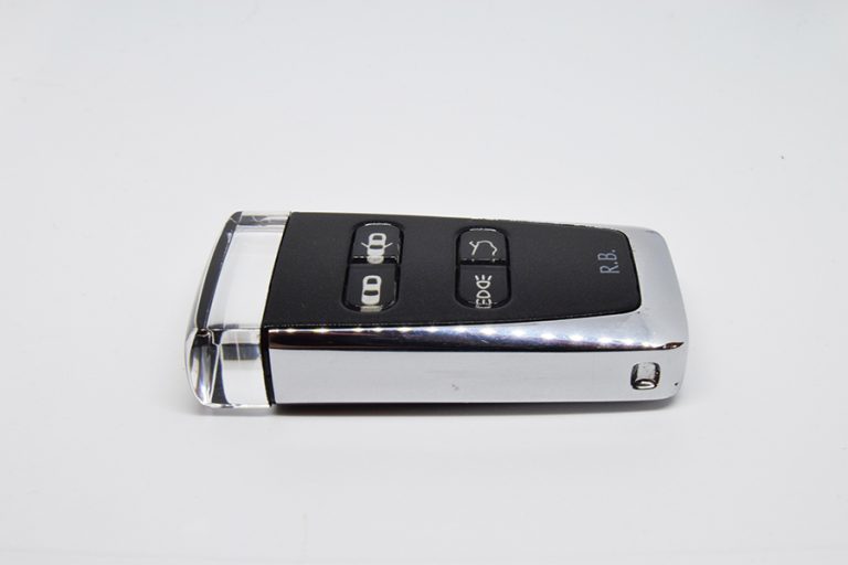 Onyx Black ‘R.B.’ Initials Glass ECU Key Repair & Personalisation