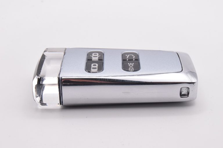 Solent Silver Aston Martin Glass ECU Key