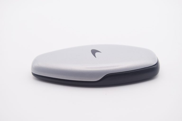 Glacier White with Satin Black McLaren 720S Key