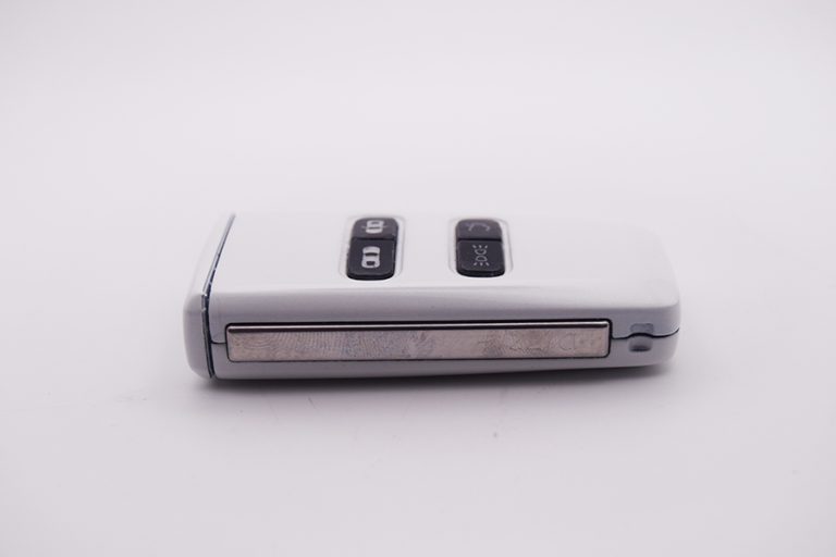 Snow White Aston Martin Valet ECU Key Upgrade
