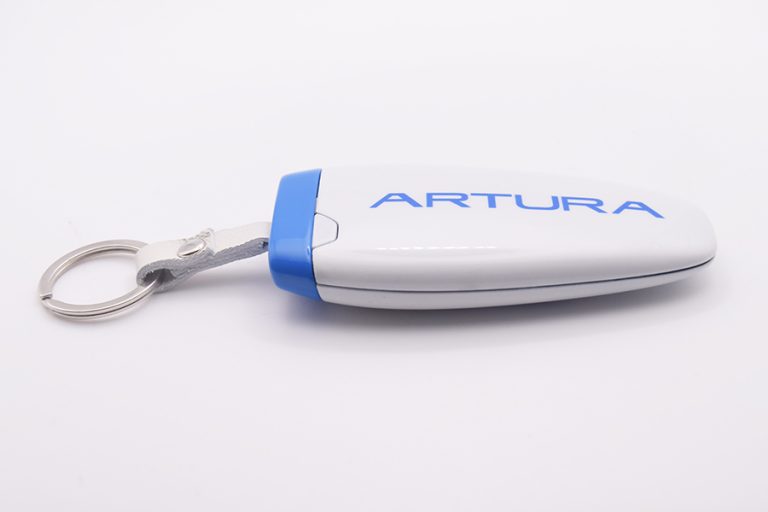 Silica White & Cornflower Blue McLaren Artura Key