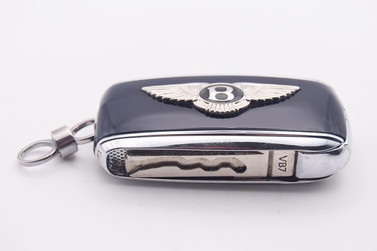 Imperial Blue Bentley Continental Flying Spur Key